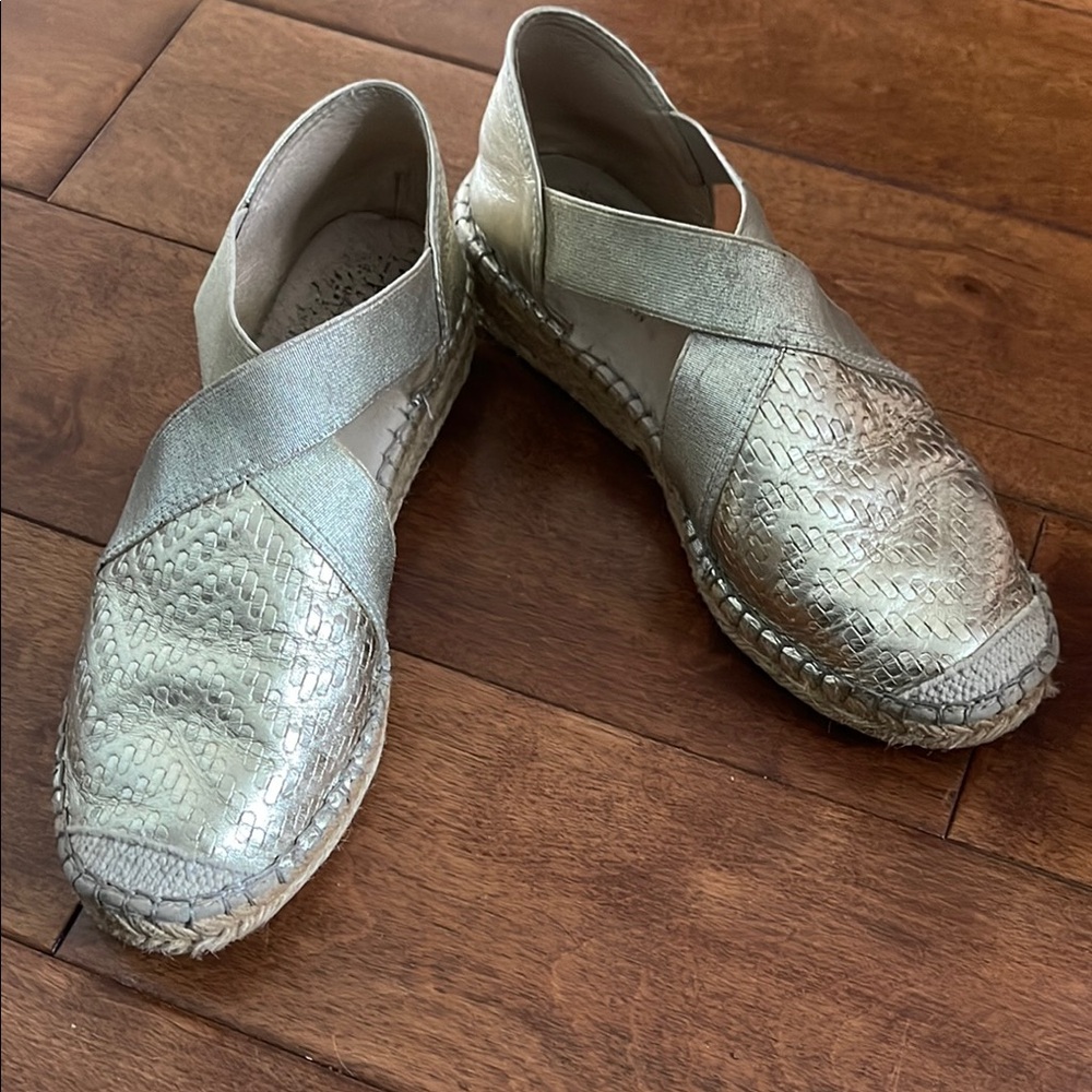 Fabiolas | Metallic Espadrille Flats